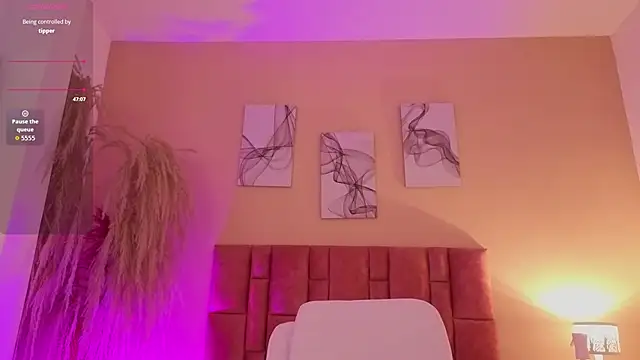 غرفة دردشة emmy_danielss المباشرة