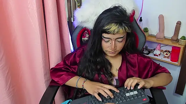 MeowMota_ Adlı Modelin Canlı Sohbet Odası
