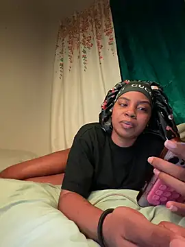 TheRealOshunQueen – live chatrum