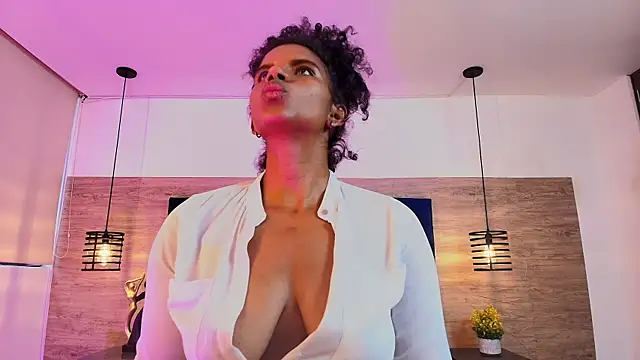 Ellie-Alves – Naživo XXX chat
