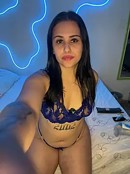 vivicortez's Live Chat Room