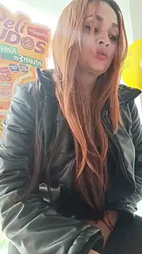 Alejandra_N Adlı Modelin Canlı Sohbet Odası