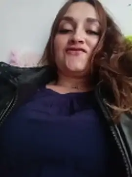 Alejandra_N Adlı Modelin Canlı Sohbet Odası