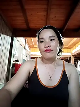Živá chatovací místnost yu--yo