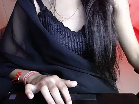 Hottie_anu Adlı Modelin Canlı Sohbet Odası