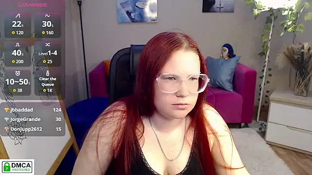 kuri_u Adlı Modelin Canlı Sohbet Odası