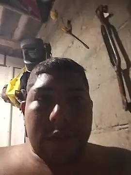 חדר צ'אט בשידור חי של master_juju1924