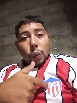 master_juju1924 Adlı Modelin Canlı Sohbet Odası
