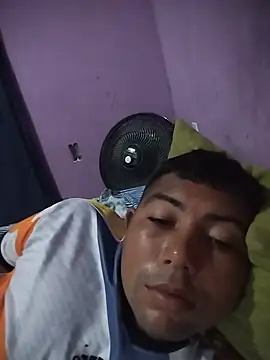 Chat ao vivo de master_juju1924