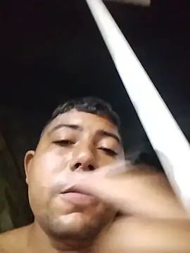 master_juju1924 Live Chatraum