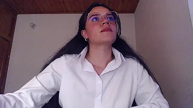 Chatroom en direct de Shanel_Lozano