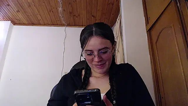 Shanel_Lozano – live chatrum