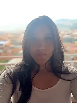 Veronica_Wins_ Adlı Modelin Canlı Sohbet Odası