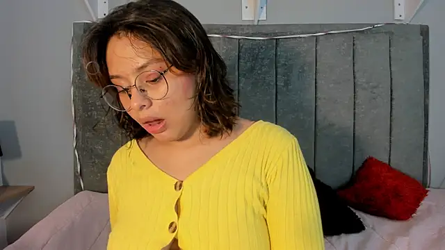 غرفة دردشة rosse_taylorx1 المباشرة