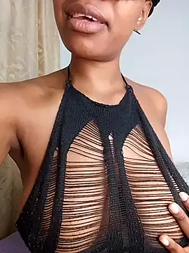 CreamyCupCake_96's Live Chat Room