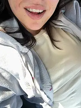 Kattyyyteen 现场聊天室