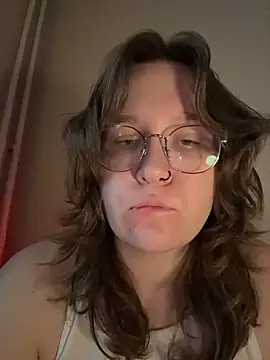 Živá chatovací místnost jullythefatty