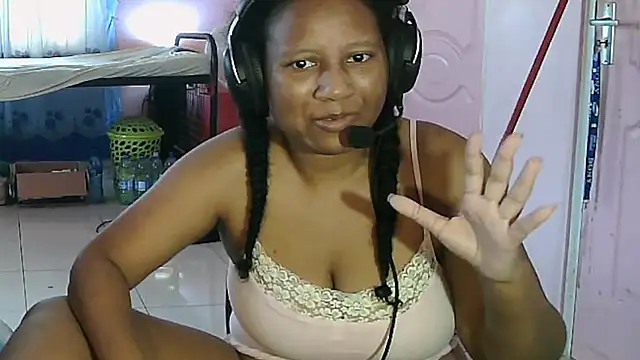 Eirondra_valeen – live chatrum