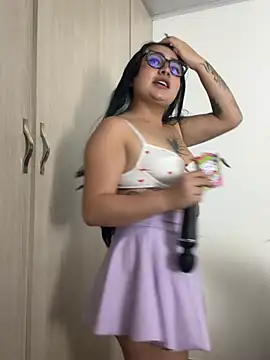 غرفة دردشة Diosa_lunar1 المباشرة