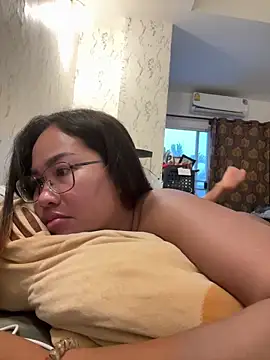 ห้องแชทสดของ Ponthip