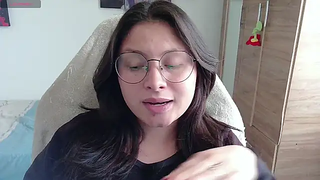 yessica_gomez01 – live chatrum