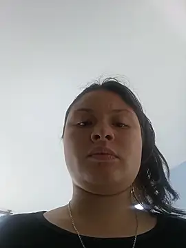 yessica_gomez01's Live Chat Room