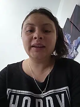yessica_gomez01 – live chatrum