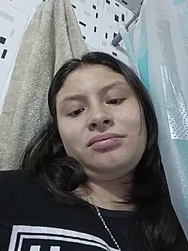 Онлайн чат yessica_gomez01