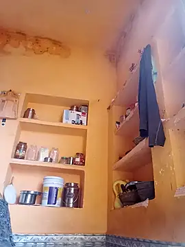Živá chatovací místnost damni_sexe