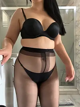 KiaraHaze Adlı Modelin Canlı Sohbet Odası