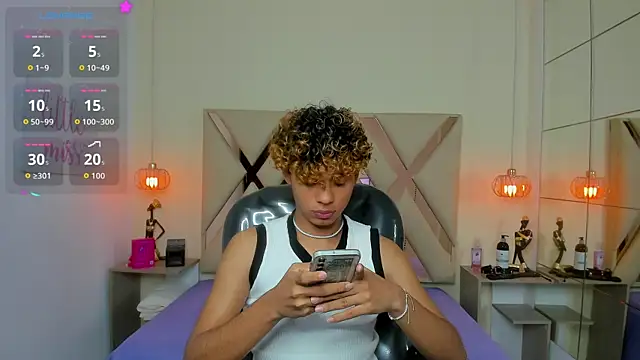 Anyelo_Twink Pertunjukan Kamera Seks Langsung