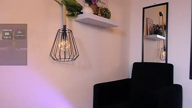 Raven_Blue_ Cameră chat live