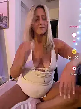 Chat ao vivo de FoxyMillie