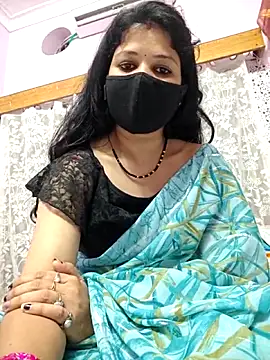 Priyaji7575's Live Chat Room