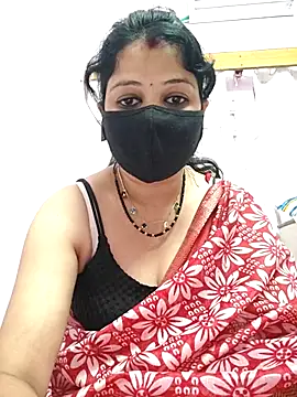 Priyaji7575's Live Chat Room