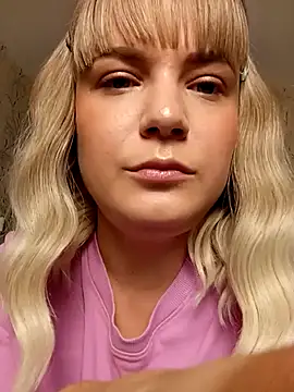 JessicaBeverly_ Adlı Modelin Canlı Sohbet Odası