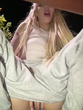 Živá chatovací místnost AlyssaFoxx_