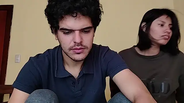 غرفة دردشة mindymiaw المباشرة