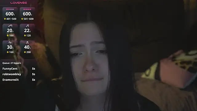 Seks show uživo modela MargaritaGrey na kameri