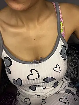 ห้องแชทสดของ SexyNarRazane