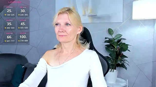 Julie_Lucas live-chat rom