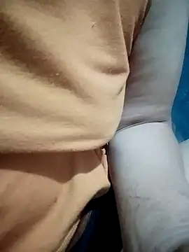 Živá chatovací místnost kaia-cam