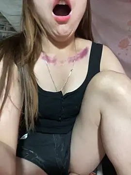 חדר צ'אט בשידור חי של natra0033