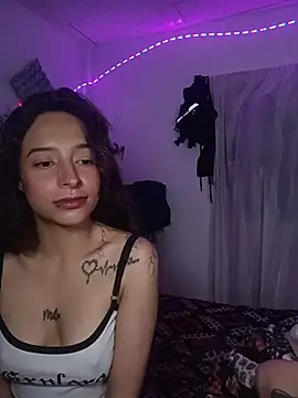 AlexxaAndRileyy Chat XXX live