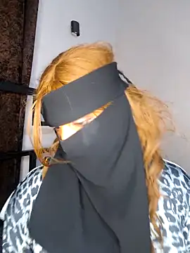 Gogomido1 élő chatszobája