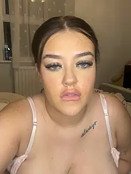 Goddess-Princesss' Live Sex Cam Show