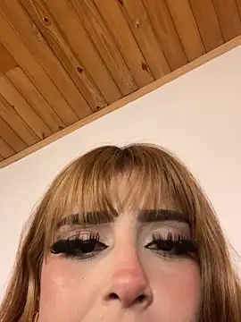 Sala de chat en directo de ivy-777