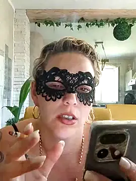 ScarletXYZ чат на живо