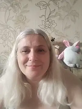 NyushaLollipop Live Chatraum