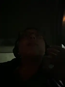 Miickinow Live chatroom